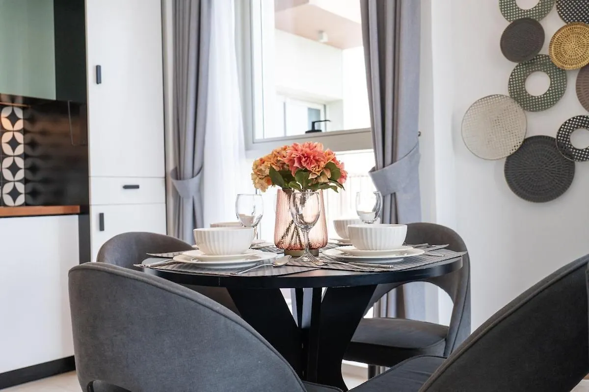 Apartment Prestigious 2-Bedroom Near To Golf Club At Collective Tower In Dubai Hills